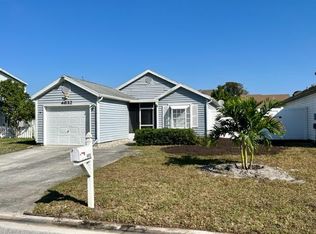 4632 Lakeside Cir, West Palm Beach, FL 33417