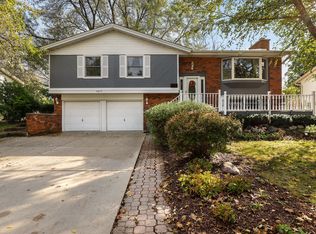 1417 Syracuse Ln, Schaumburg, IL 60193