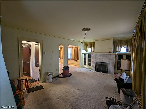 2nd image of 13617 Alvin Ave