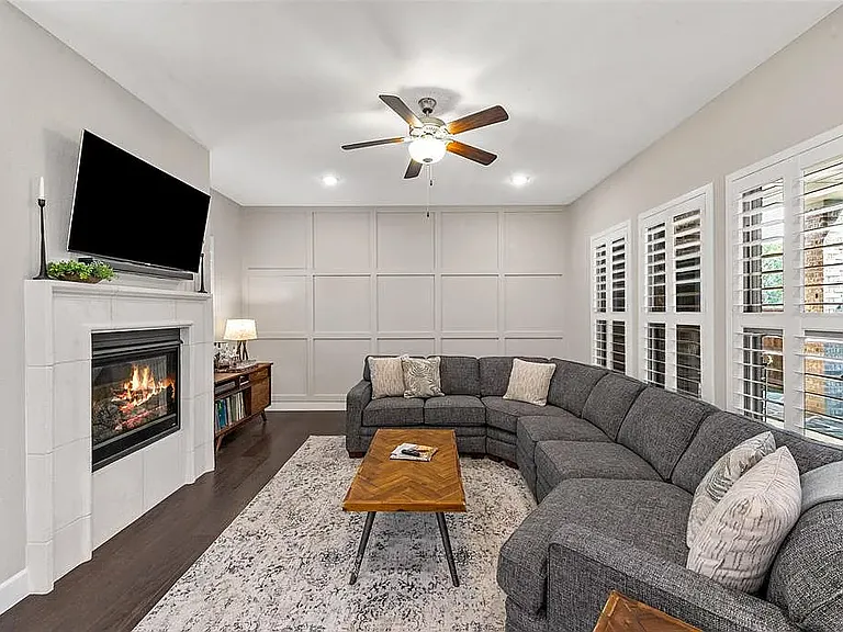 1266 Ocean Breeze Dr — Photo 8