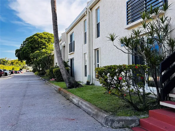 5258 NE 6th Ave #G17, Oakland Park, FL 33334