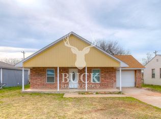 1201 Stansell Dr, Midwest City, OK 73110
