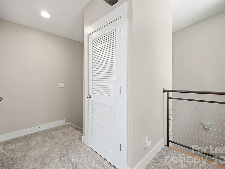 3435 Spencer St — Photo 18
