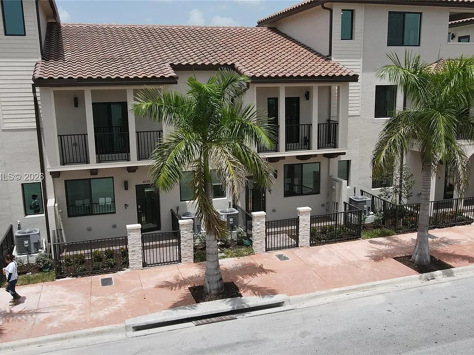 4272 NW 82nd Ave #4272