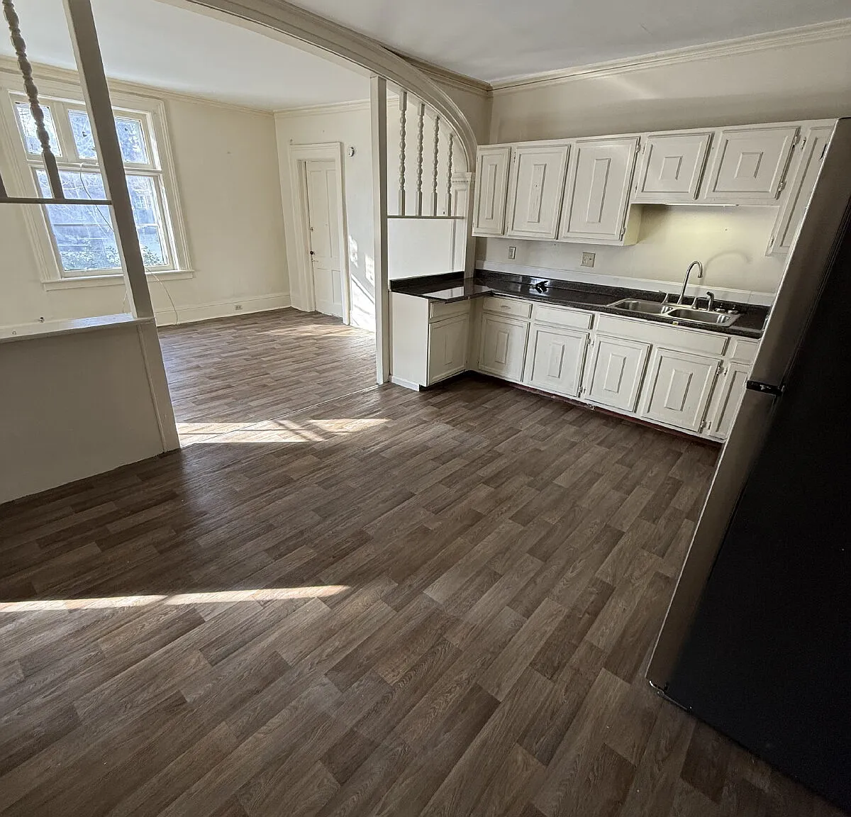 3 bed, 1.0 bath, $1,295 — Photo 1