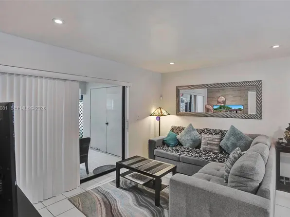 10540 SW 154th Ct APT 7, Miami, FL 33196