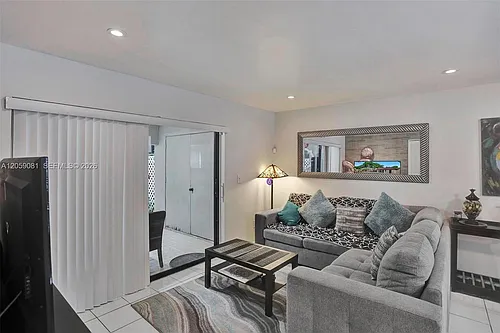 10540 SW 154th Ct #7 Photo 1 10540 SW 154th Ct #7 Photo 1