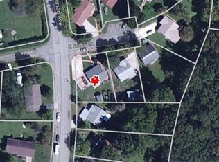 100 E Judd Ln, Oak Ridge, TN 37830