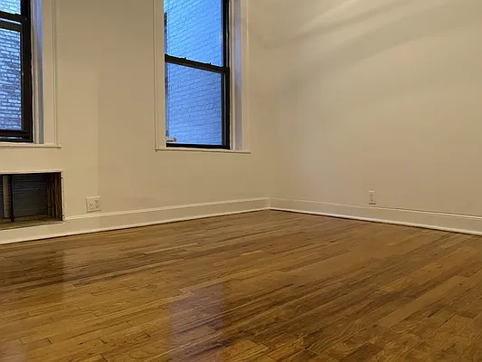 Rented by Piere Michel | media 11