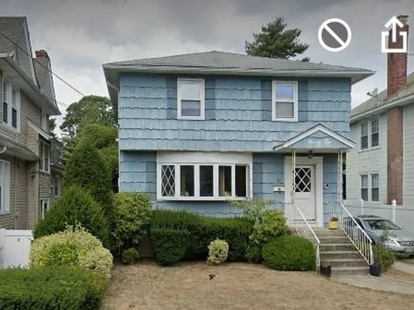 95 Catherine St, Valley Stream, NY 11581