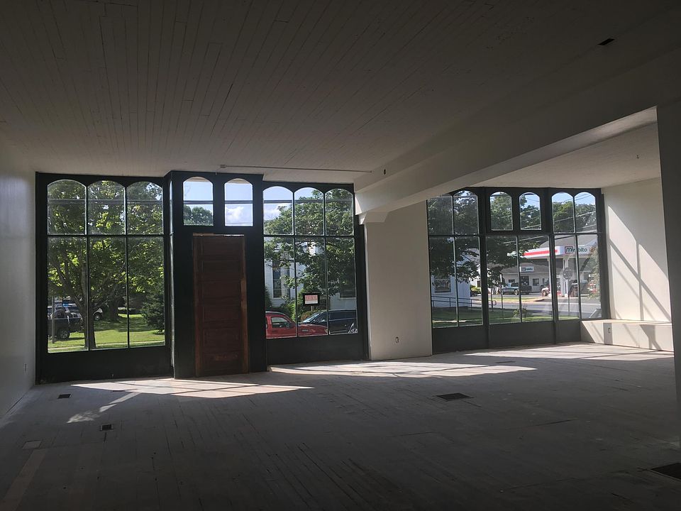 2nd image of 458 Main St