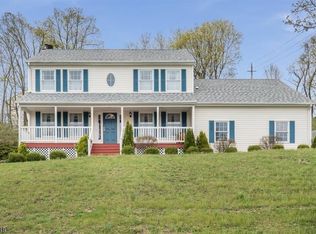 30 Douma Dr, Newton, NJ 07860