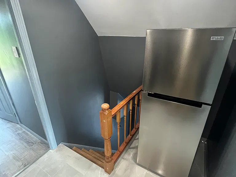 36 Gilbert St #3 — Photo 3