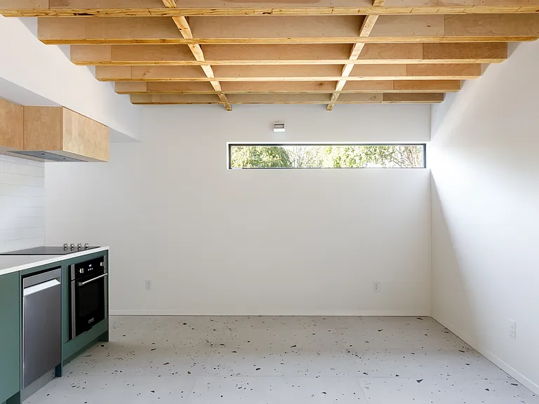 11644 Colmar St — Photo 3