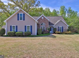 6211 Wilmington Way, Flowery Branch, GA