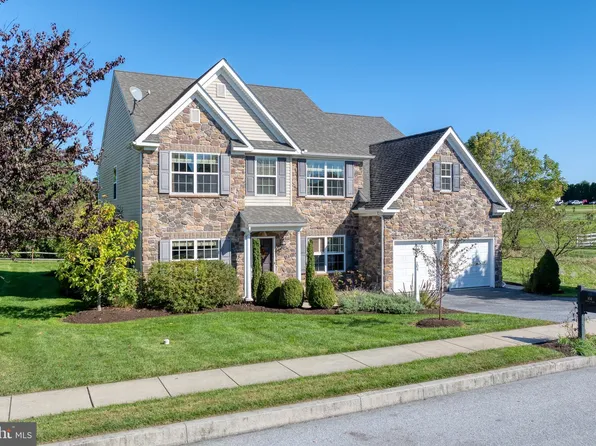 104 Tinsmith Ln, Strasburg, PA 17579