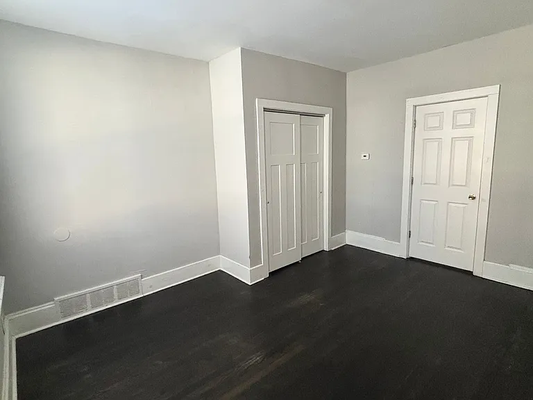 1207 E Kane Pl — Photo 9