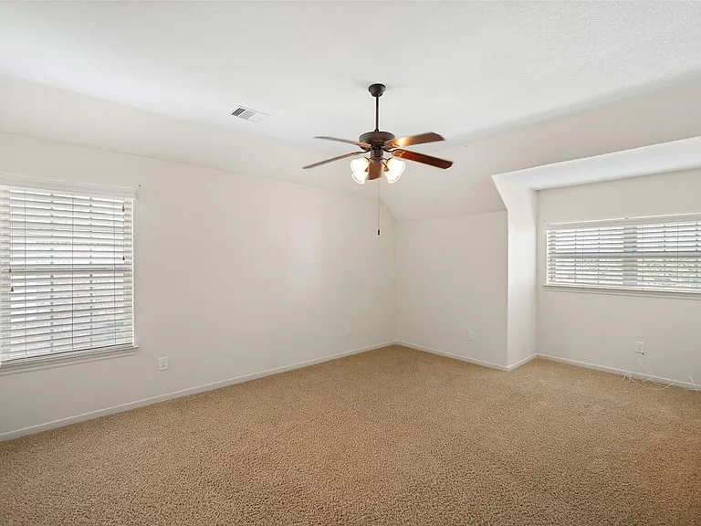 14318 Red Creek Cove Ln — Photo 36