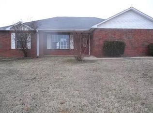 476187 E 1094 Rd, Roland, OK 74954