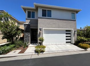 1935 Minarets Ln, Clovis, CA 93611