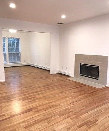 4th image of 2 Cambridge Ave