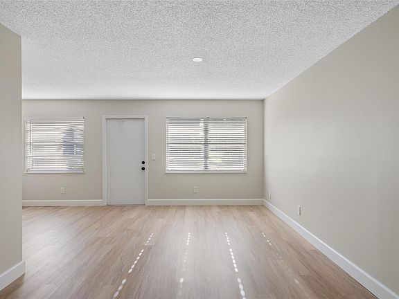 4th image of 18 Vista Gardens Trail #105