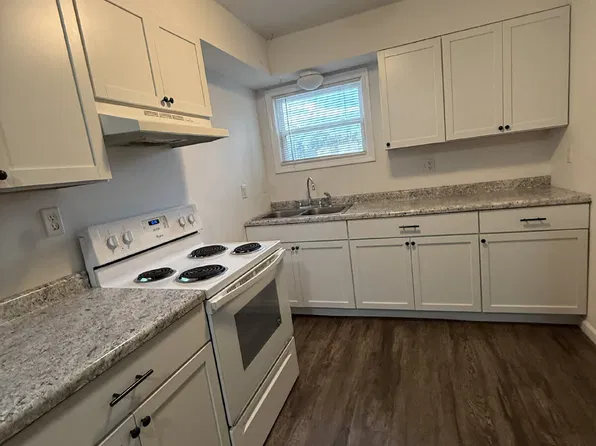 203 W North St Unit 4, Eldon, MO 65026