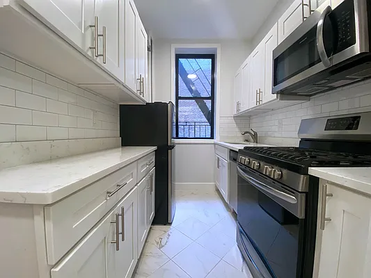 Rented by Douglas Elliman | media 2