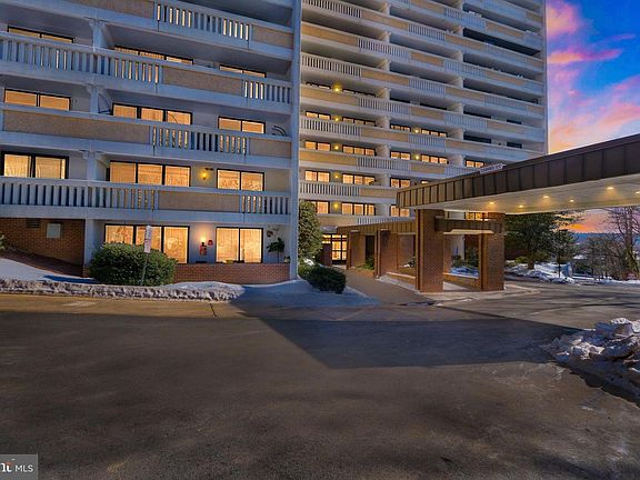 2nd image of 6101 Edsall Rd APT 1704