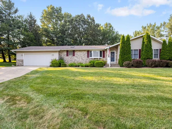 4405 W Wild Cherry Dr, La Porte, IN 46350