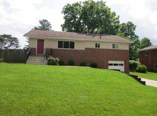 6189 Birkewood Rd, Huntington, WV 25705
