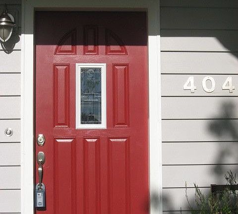 2nd image of 404 Wilson St NE