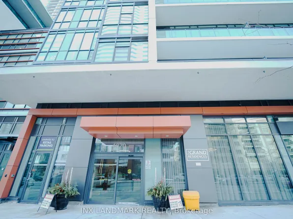 4070 Confederation Pkwy #517, Mississauga, ON L5B 0E9