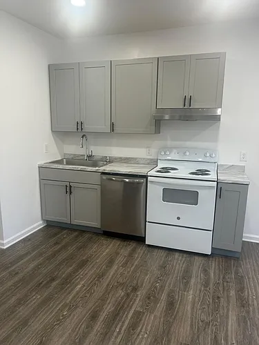 1600 N Ave NW #D Photo 1