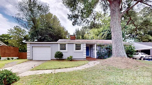 1136 E Woodlawn Rd Photo 1