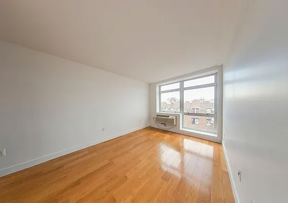 Rented by Bouklis Group | media 5