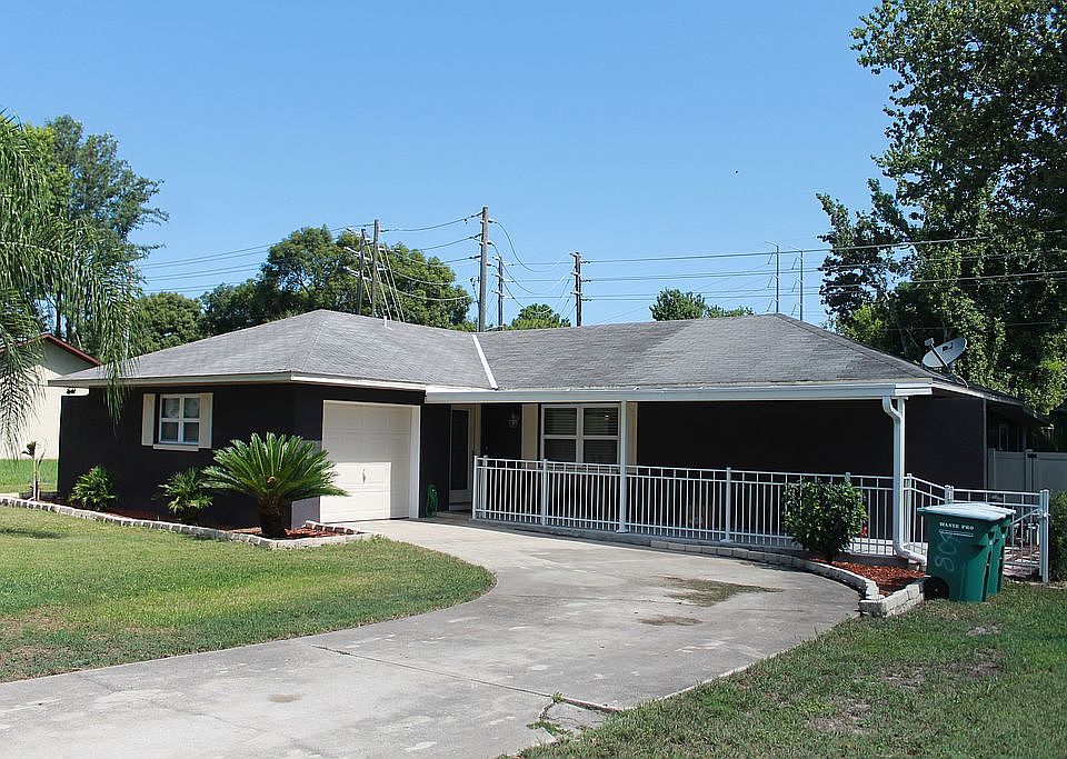 1st image of 804 Raven Ave