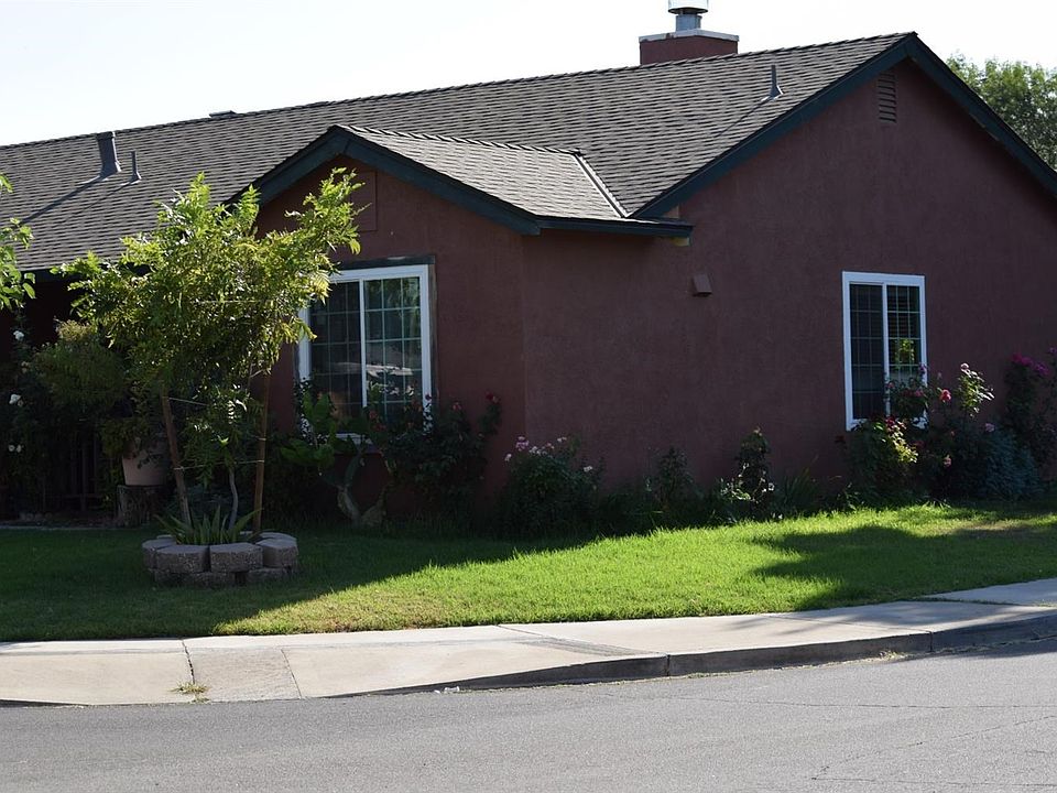 2nd image of 1007 Magpie Ct
