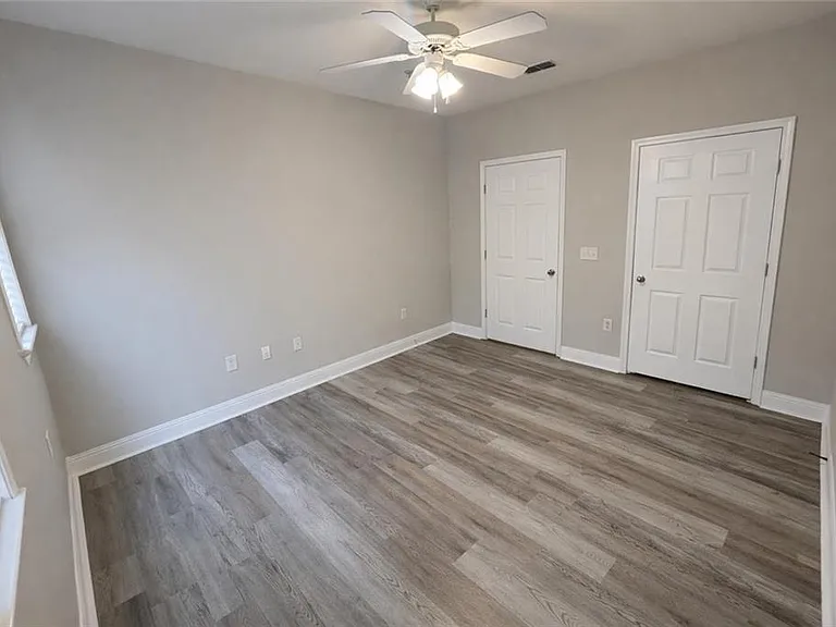 4107 Stratford Cmns — Photo 11