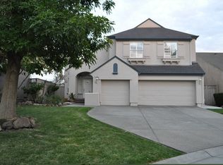 1862 Falcon Ridge Dr, Petaluma, CA 94954