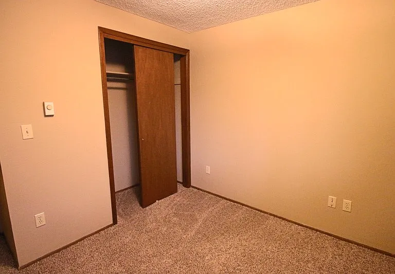 Quadrangle Apartments — Photo 14