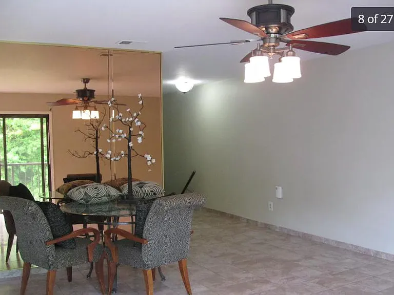 174 Wyndham Pl — Photo 4