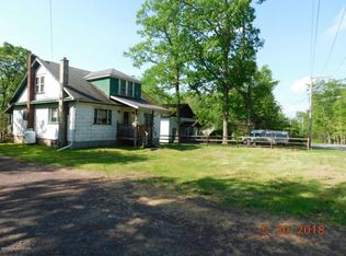 1000 Thornhurst Rd, Wilkes Barre, PA 18702