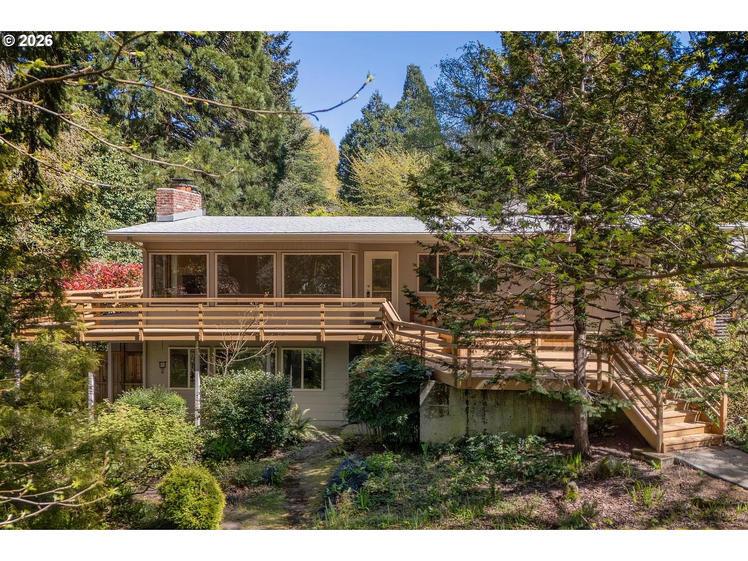 2591 Greentree Rd photo 1
