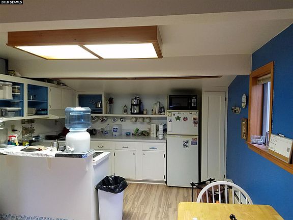 2nd image of 11234 Alderwood St