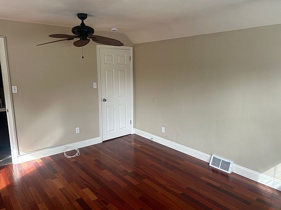 2nd image of 616 Taylor Ave