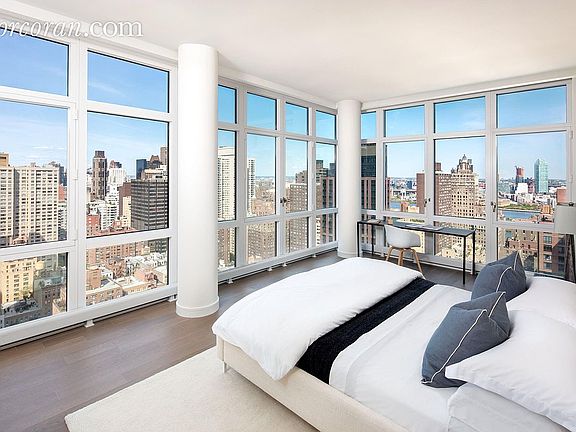 3rd image of 305 E 51st St #31C