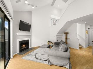 27 Lindstrom Rd #D6, Stamford, CT 06902