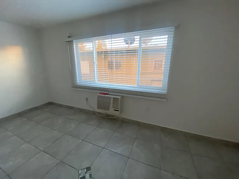 8513 Cedros Ave #2A — Photo 4