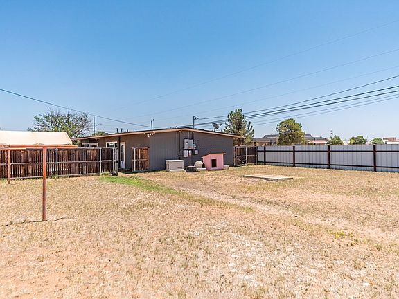 2nd image of 2901 Nabors Ln